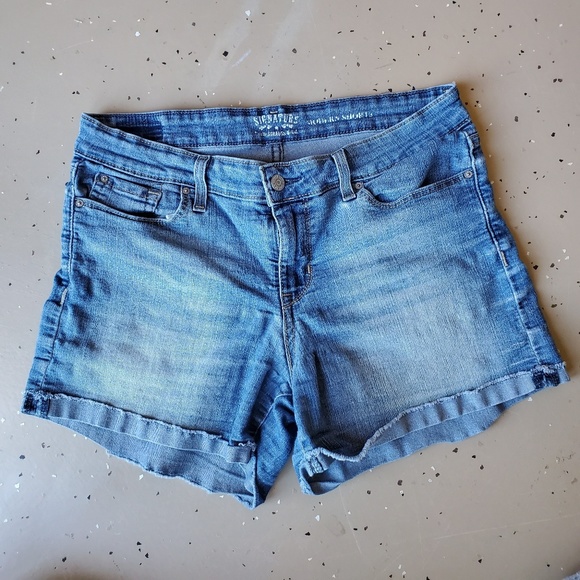 Levi's Pants - LEVI Jean Shorts in Women's